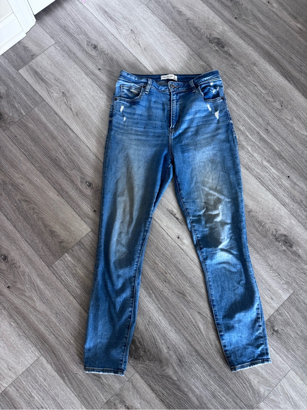 Abercrombie & Fitch Women's Blue Skinny Jeans